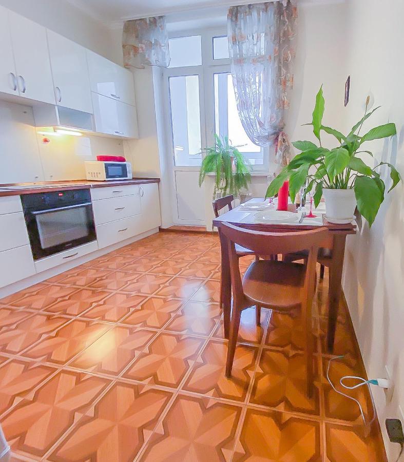 Rent Kiev Apartment 2 Min Metro Chernihivska 外观 照片